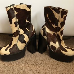 Steve Madden cow skin boots